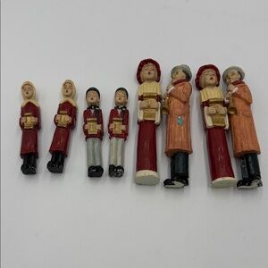 Vintage Christmas Caroler Figurines Set